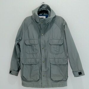 Vintage Woolrich 1527 Fully Lined Rain Jacket w/ Hood & 4 Front Pockets-Medium